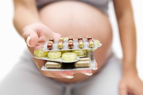 Phụ nữ mang thai nên dùng thuốc hạ sốt nào cho an toàn?