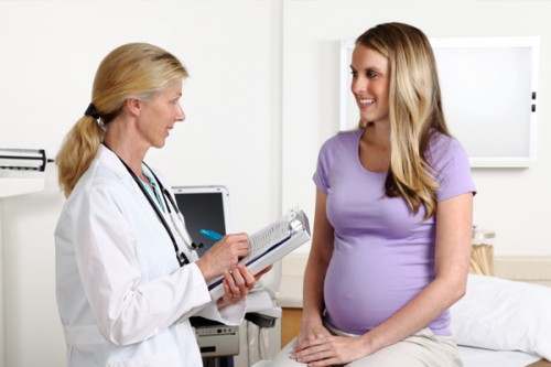 Giúp phụ nữ có thai tăng cường sức khỏe thai nhi