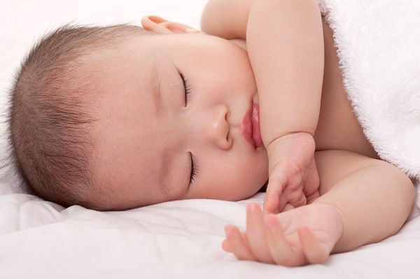 Trẻ nên ngủ hay không nên ngủ như thế nào?