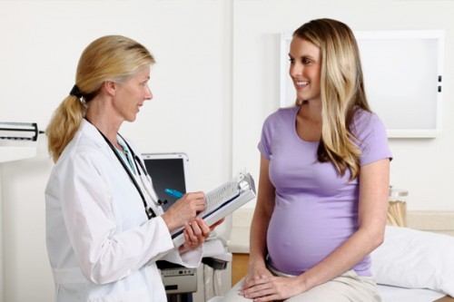 Phụ nữ mang thai sử dụng thuốc đặc biệt lưu ý các bước quan trọng