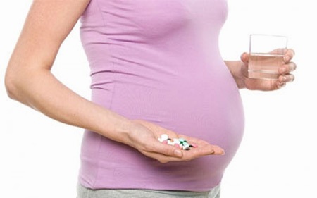 Phụ nữ mang thai sử dụng thuốc đặc biệt lưu ý các bước quan trọng