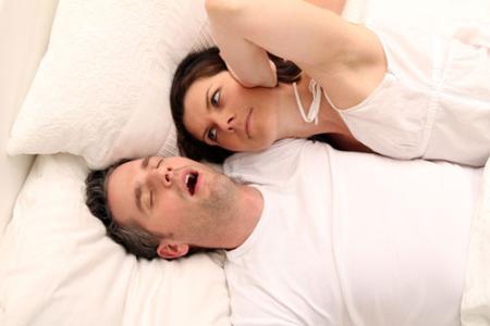 Ngủ ngáy là dấu hiệu cơ bản của bệnh suy tim 