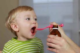 Thận trọng sử dụng thuốc ho cho trẻ 