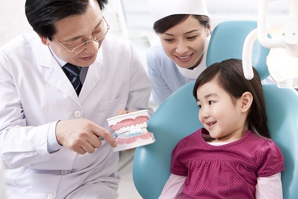 Bệnh răng miệng và chăm sóc răng miệng cho trẻ học đường